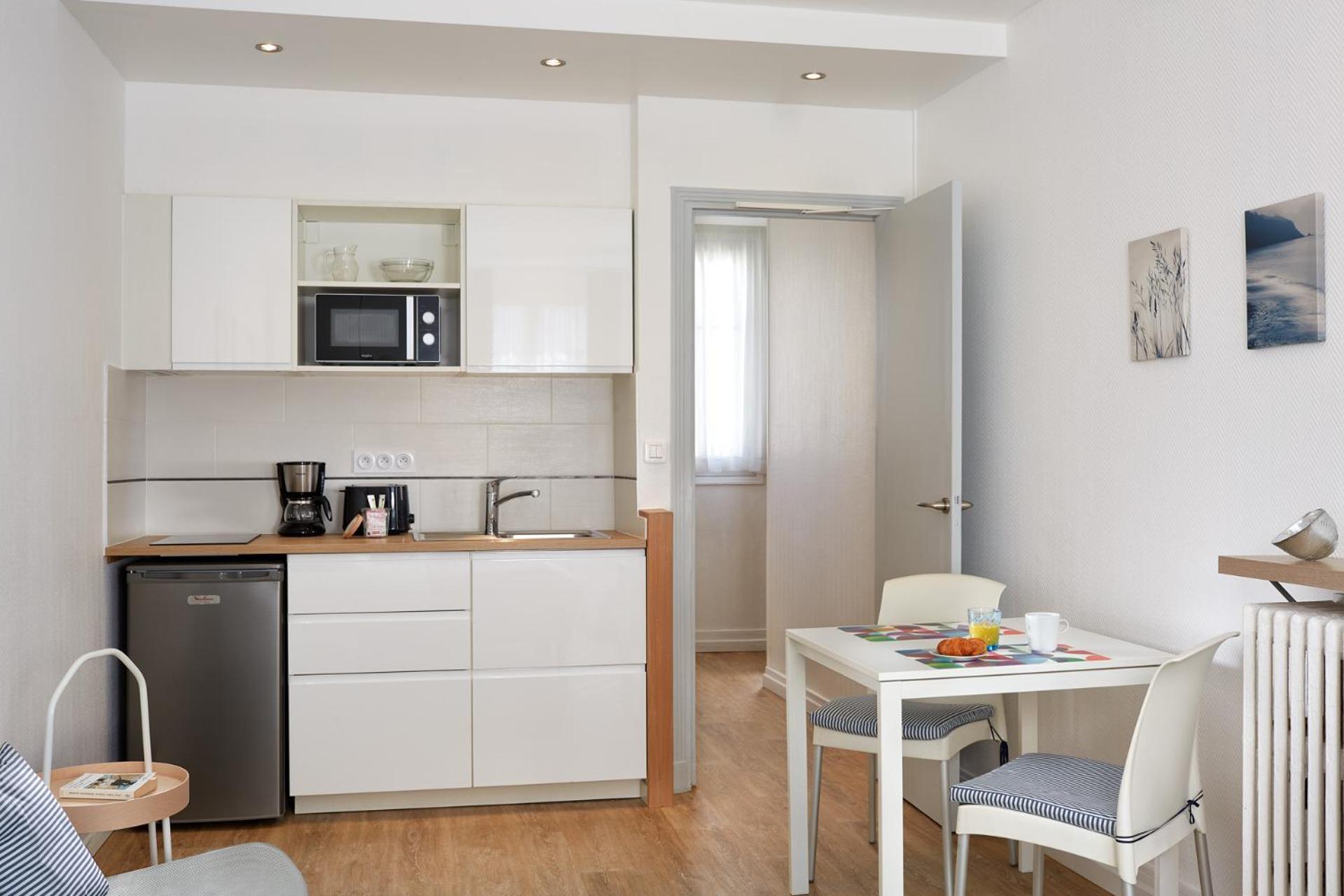 Hotel Residence Paris Asnieres Bagian luar foto